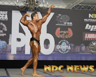 2020 IFBB Pro League NY Pro CLassic Physique Winner Logan Franklin Posing Routine Video