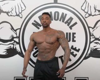 Road To The IFBB Pittsburgh Pro 2021 – Neal Cash Posing